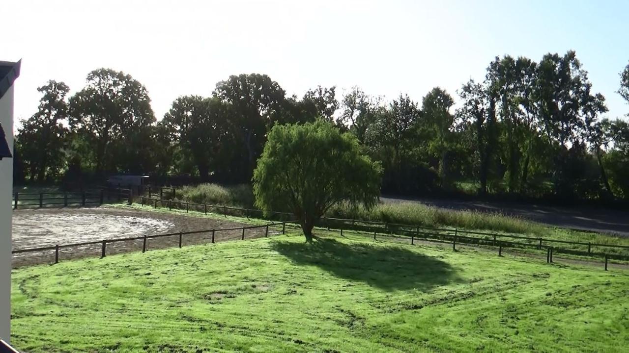 Hotel Les Grands Chenes Remilly-les-Marais Zewnętrze zdjęcie